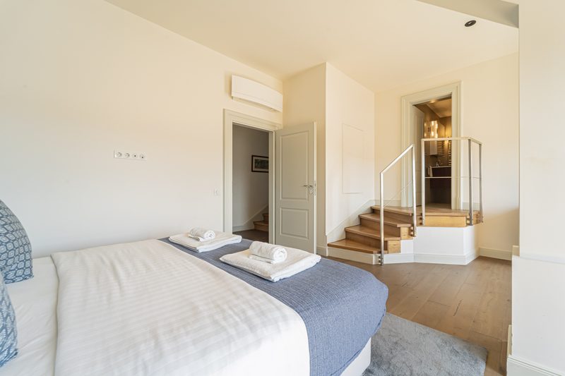 1 Bedroom Deluxe Room at ZOYA Luxury Residence, photo 3